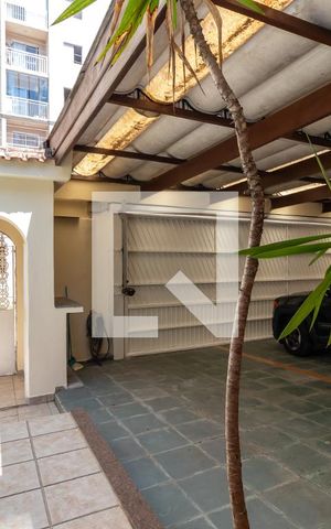 Casa à venda com 500m², 5 quartos e 3 vagasEntrada