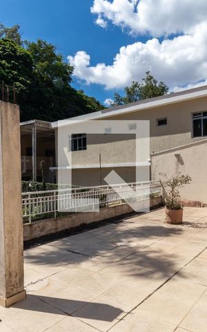 Casa à venda com 500m², 5 quartos e 3 vagasQuintal Superior