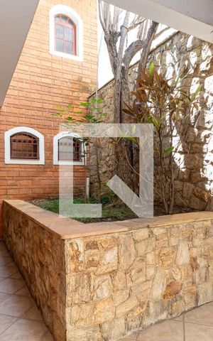 Casa à venda com 500m², 5 quartos e 3 vagasEntrada