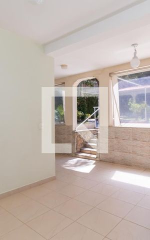 Casa à venda com 500m², 5 quartos e 3 vagasÁrea dos Fundos