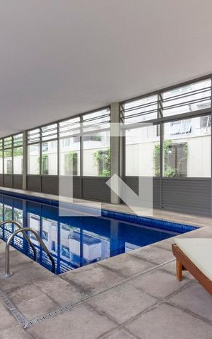 Apartamento à venda com 100m², 2 quartos e 2 vagasÁrea comum - Piscina