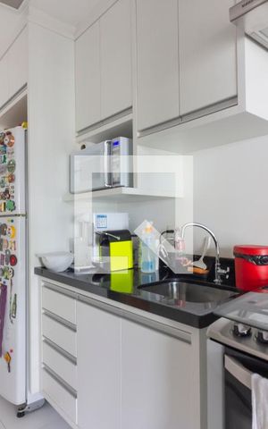 Apartamento à venda com 100m², 2 quartos e 2 vagasCozinha