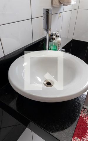 Casa à venda com 180m², 3 quartos e 2 vagasLavabo