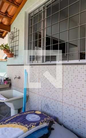 Casa à venda com 180m², 3 quartos e 2 vagasLavanderia