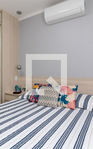 Casa à venda com 180m², 3 quartos e 2 vagasSuíte