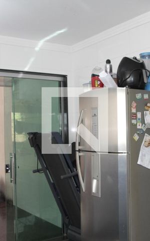Casa à venda com 170m², 3 quartos e 6 vagascozinha