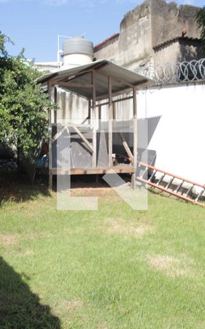 Casa à venda com 170m², 3 quartos e 6 vagasquintal