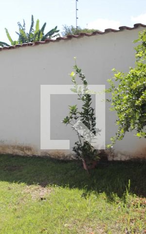 Casa à venda com 170m², 3 quartos e 6 vagasquintal