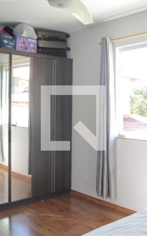 Casa à venda com 170m², 3 quartos e 6 vagassuite
