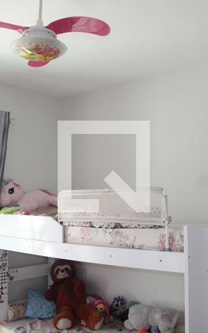 Casa à venda com 170m², 3 quartos e 6 vagasquarto 01