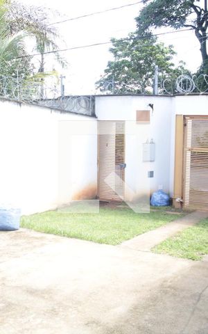 Casa à venda com 170m², 3 quartos e 6 vagasgaragem