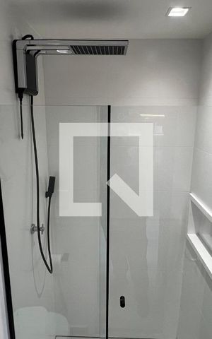 Studio à venda com 28m², 1 quarto e sem vaga Studio à venda com 28m², 1 quarto e sem vagaBanheiro