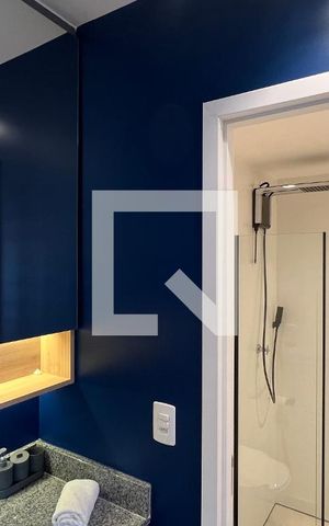 Studio à venda com 28m², 1 quarto e sem vaga Studio à venda com 28m², 1 quarto e sem vagaBanheiro