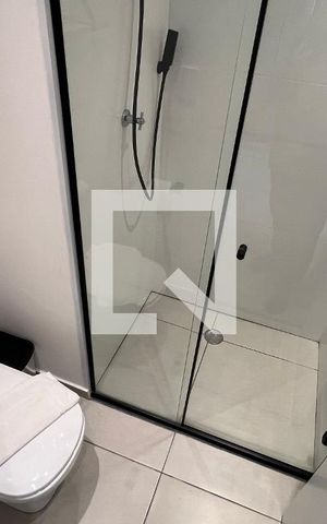 Studio à venda com 28m², 1 quarto e sem vaga Studio à venda com 28m², 1 quarto e sem vagaBanheiro