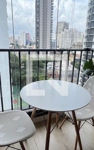 Studio à venda com 28m², 1 quarto e sem vaga Studio à venda com 28m², 1 quarto e sem vagaStudio