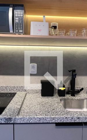 Studio à venda com 28m², 1 quarto e sem vaga Studio à venda com 28m², 1 quarto e sem vagaCozinha - Armários