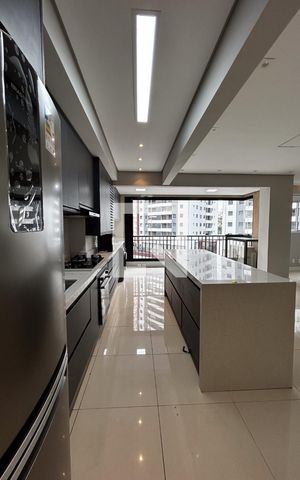 Apartamento para alugar com 81m², 2 quartos e 2 vagasCozinha e Área de Serviço