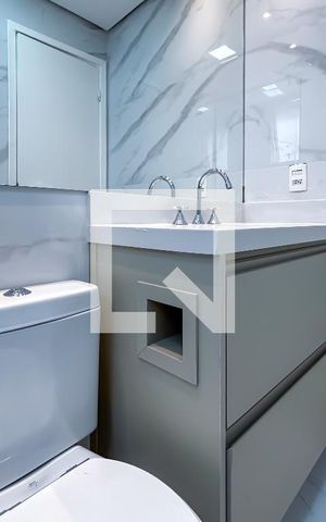 Apartamento para alugar com 81m², 2 quartos e 2 vagasBanheiro da Suíte 1