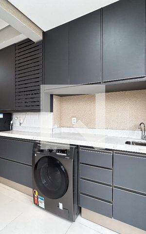 Apartamento para alugar com 81m², 2 quartos e 2 vagasCozinha e Área de Serviço