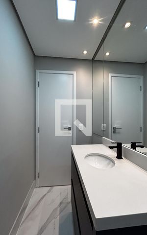 Apartamento para alugar com 81m², 2 quartos e 2 vagasLavabo