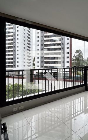 Apartamento para alugar com 81m², 2 quartos e 2 vagasCozinha e Área de Serviço