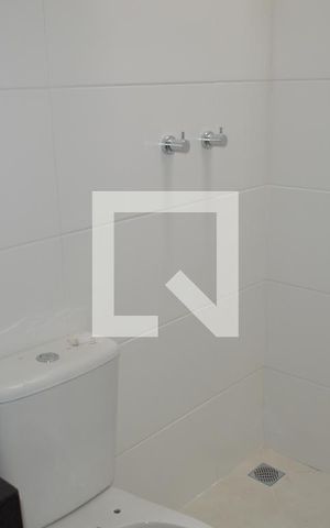 Casa para alugar com 151m², 2 quartos e 1 vagaBanheiro