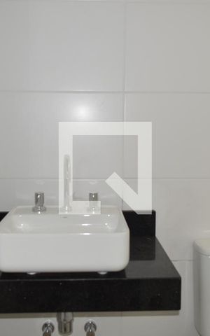 Casa para alugar com 151m², 2 quartos e 1 vagaBanheiro