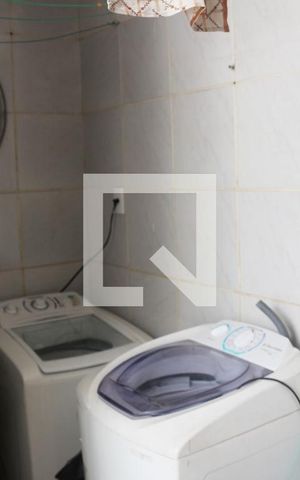 Casa à venda com 108m², 2 quartos e 2 vagasÁrea de Serviço