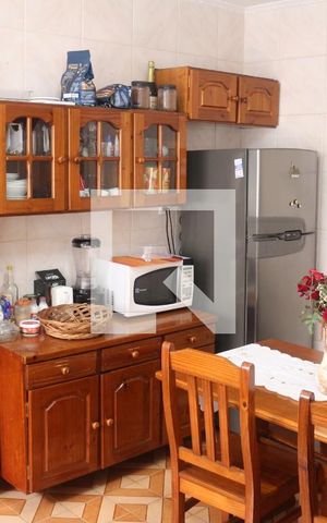 Casa à venda com 108m², 2 quartos e 2 vagasCozinha