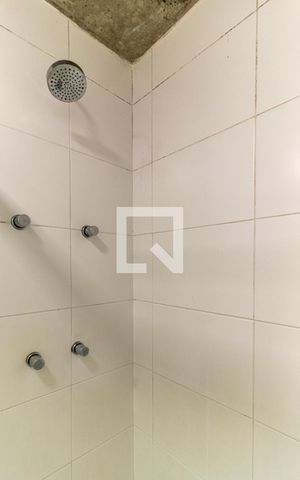 Studio à venda com 31m², 1 quarto e sem vagaBanheiro - Ducha