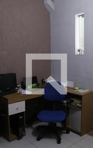 Casa à venda com 350m², 4 quartos e 1 vagaQuarto 1