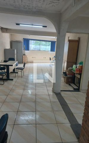 Casa para alugar com 95m², 1 quarto e sem vaga