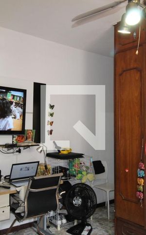 Casa à venda com 260m², 5 quartos e 2 vagasSuíte 2
