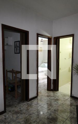Casa à venda com 260m², 5 quartos e 2 vagasHall entre os quartos