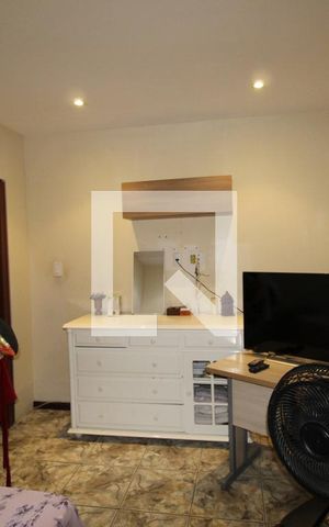 Casa à venda com 260m², 5 quartos e 2 vagasQuarto 3