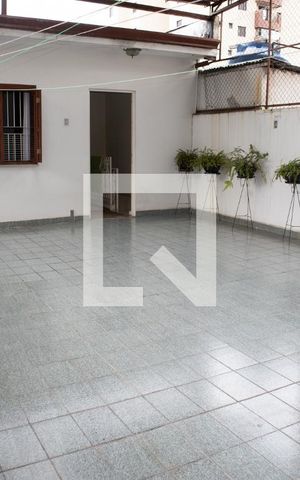 Casa à venda com 280m², 3 quartos e 2 vagasÁrea de Serviço