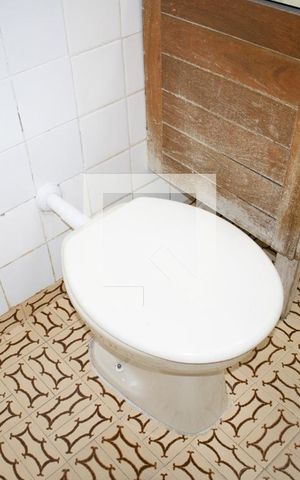 Casa à venda com 280m², 3 quartos e 2 vagasBanheiro 3