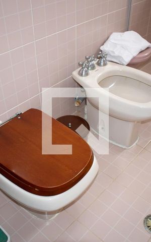 Casa à venda com 280m², 3 quartos e 2 vagasBanheiro do Quarto 2