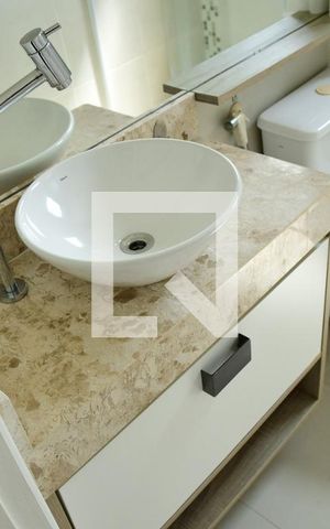 Apartamento para alugar com 57m², 2 quartos e 2 vagasBanheiro