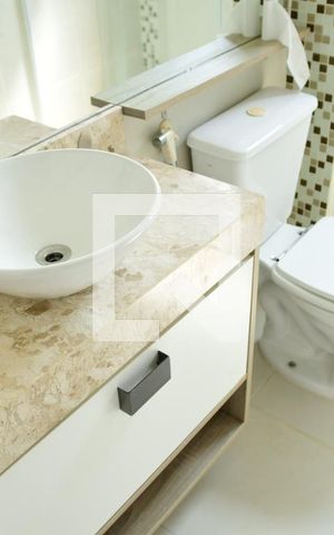 Apartamento para alugar com 57m², 2 quartos e 2 vagasBanheiro