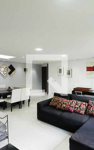 Apartamento à venda com 135m², 3 quartos e 2 vagasSala