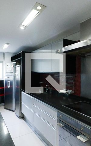 Apartamento à venda com 135m², 3 quartos e 2 vagasCozinha