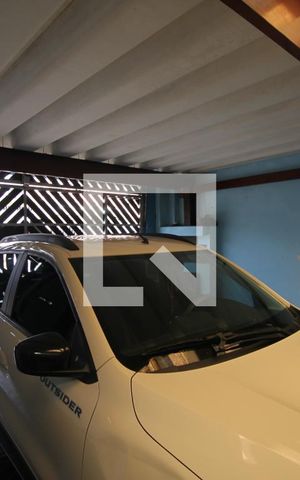 Casa à venda com 140m², 3 quartos e 2 vagasGaragem