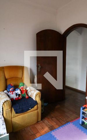 Casa à venda com 220m², 3 quartos e 1 vaga Casa à venda com 220m², 3 quartos e 1 vagaQuarto 2