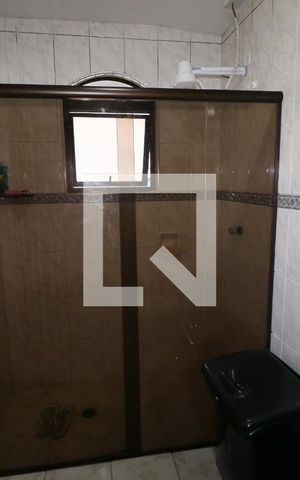 Casa à venda com 220m², 3 quartos e 1 vaga Casa à venda com 220m², 3 quartos e 1 vagaBanheiro da Suíte