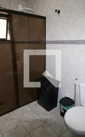 Casa à venda com 220m², 3 quartos e 1 vaga Casa à venda com 220m², 3 quartos e 1 vagaBanheiro da Suíte