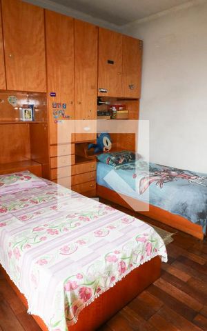 Casa à venda com 220m², 3 quartos e 1 vaga Casa à venda com 220m², 3 quartos e 1 vagaQuarto 1