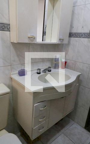 Casa à venda com 220m², 3 quartos e 1 vaga Casa à venda com 220m², 3 quartos e 1 vagaBanheiro
