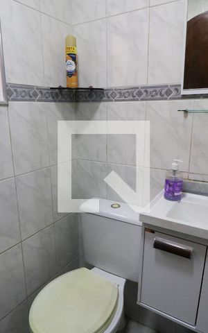 Casa à venda com 220m², 3 quartos e 1 vaga Casa à venda com 220m², 3 quartos e 1 vagaLavabo