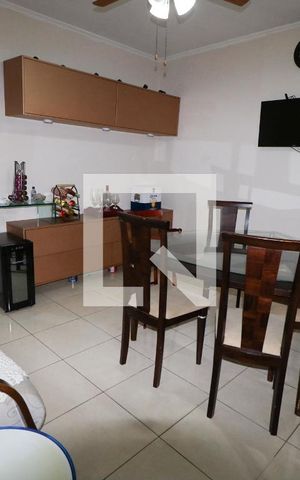 Casa à venda com 220m², 3 quartos e 1 vaga Casa à venda com 220m², 3 quartos e 1 vagaSala de Jantar